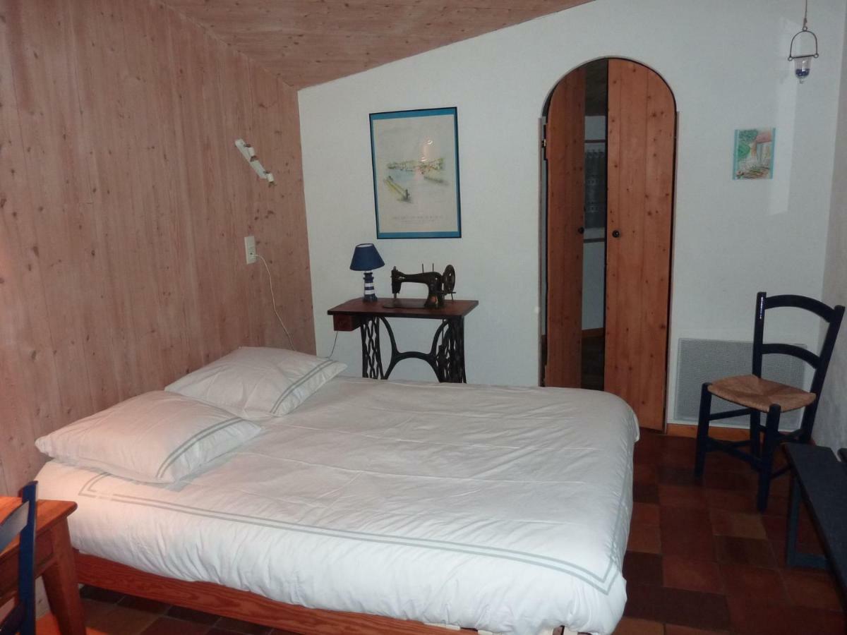 Les Chenes Bleus Bed & Breakfast Sainte-Marie-de-Ré Eksteriør bilde